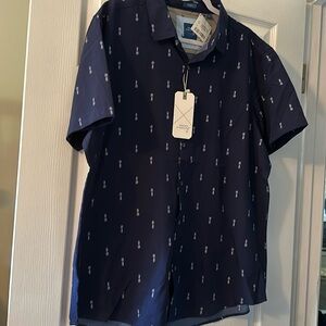 Essex Crossing men’s navy casual shirt